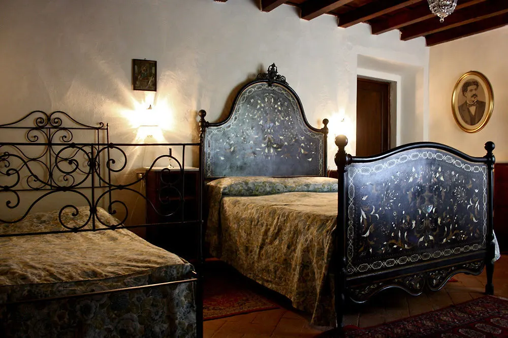 Charming Villa Marcialla Tavarnelle Val di Pesa Bed & Breakfast