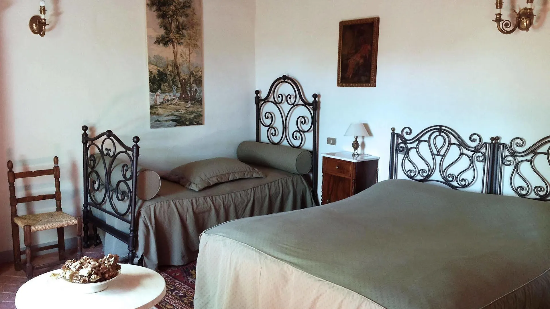Charming Villa Marcialla Tavarnelle Val di Pesa Bed & Breakfast