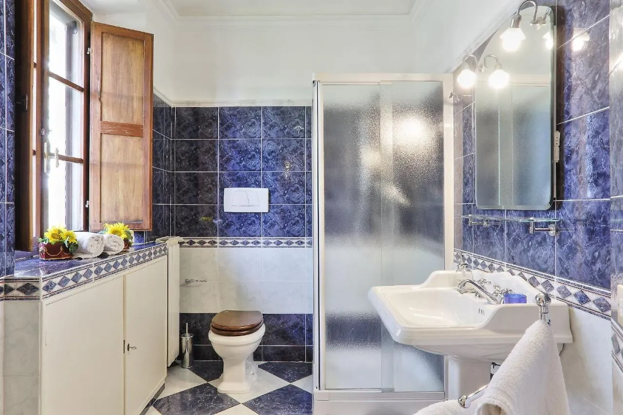 Charming Villa Marcialla Tavarnelle Val di Pesa Bed & Breakfast